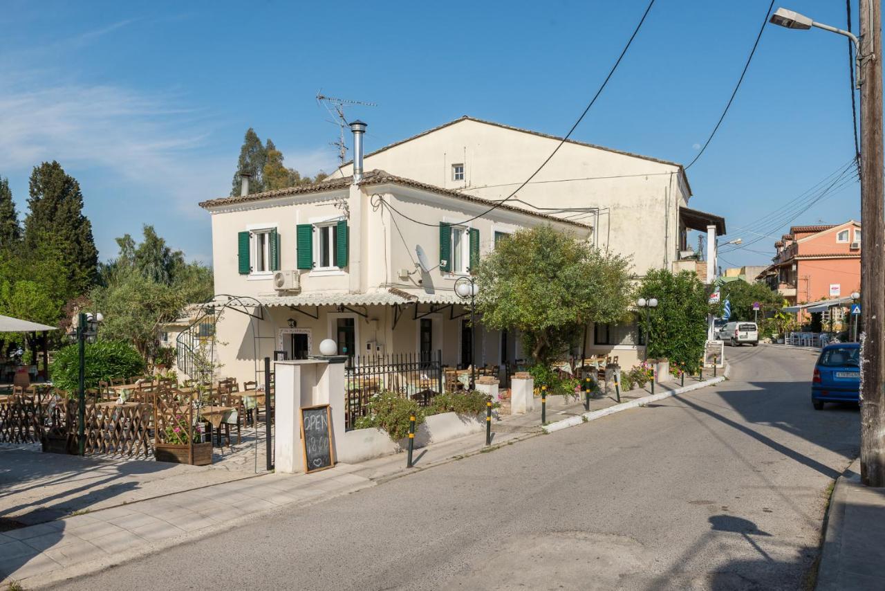Takis Family Corfu Hotel Kontokali Exterior photo